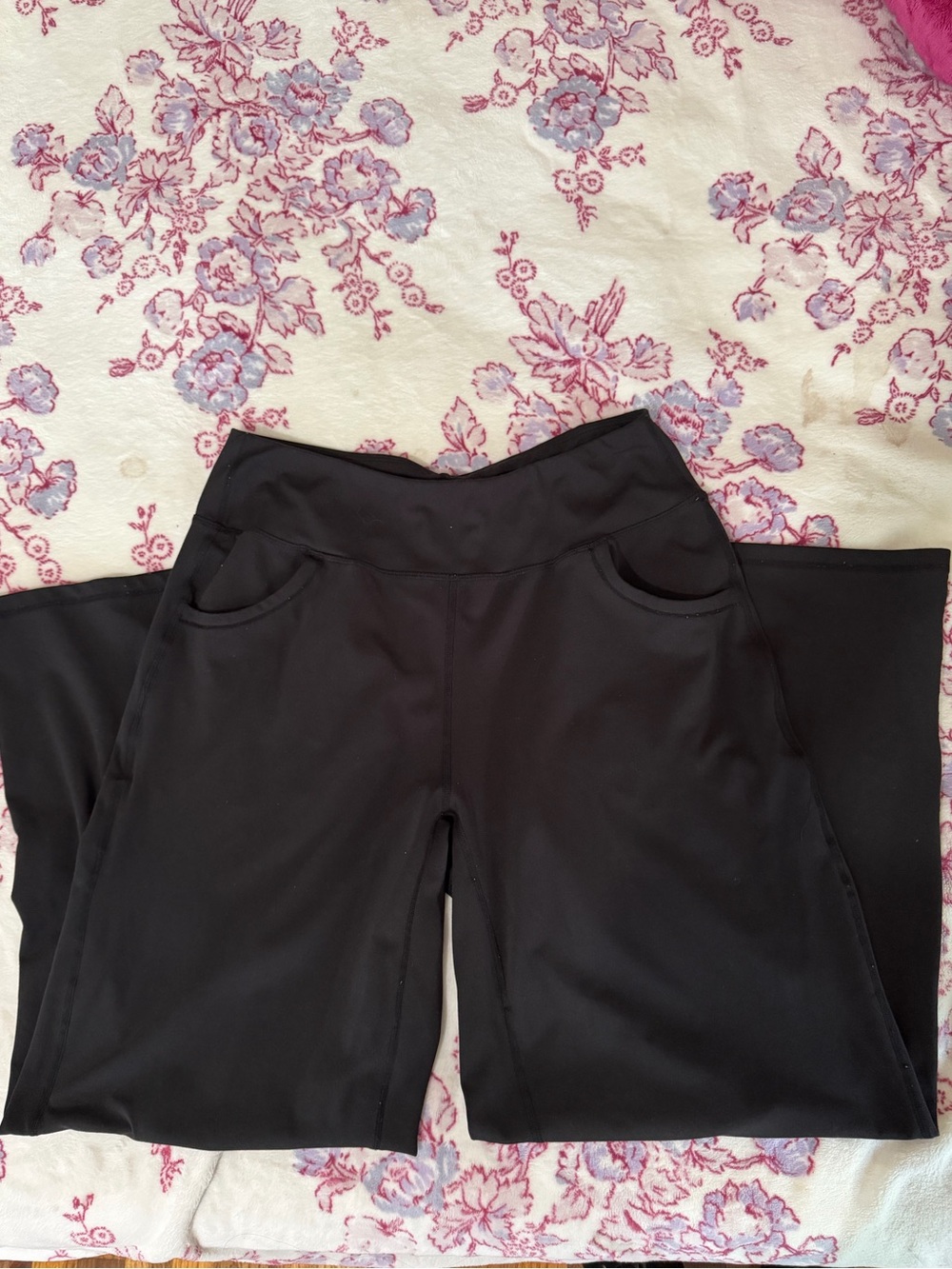 Women’s Wide Leg Leggings
